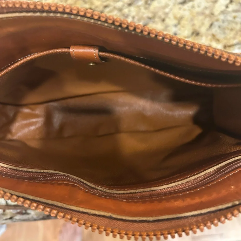 Dooney & Bourke Black Pebbled Leather Zipper Crossbody Bag Vintage